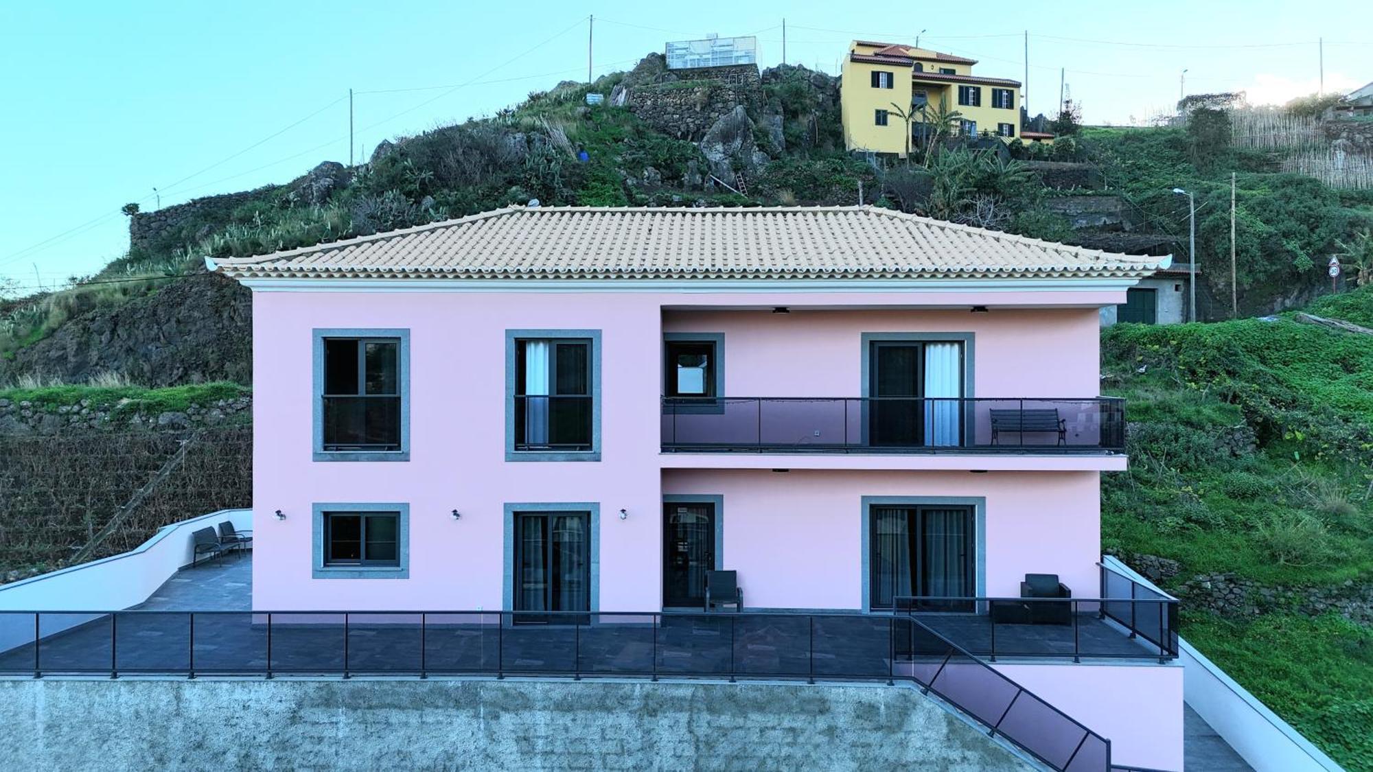 Peaceful Valley House * Câmara de Lobos